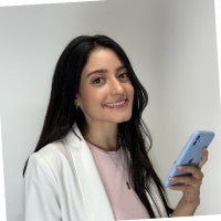 Lucía R.